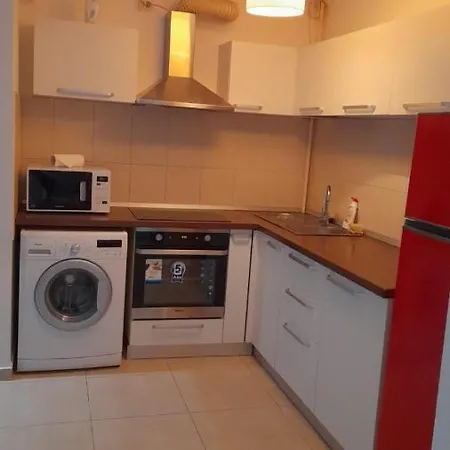 Rin Grand Rezident Appartement Boekarest